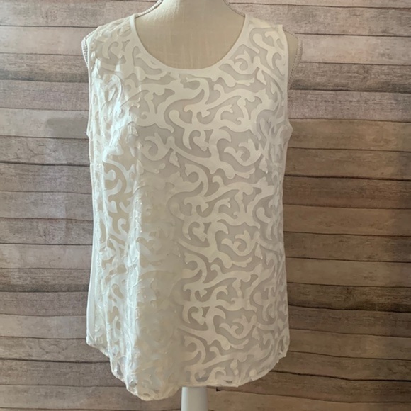 INC International Concepts.  Size L. - Picture 1 of 5